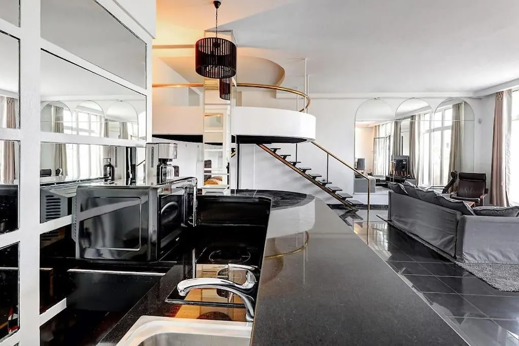 Apartment Une Vue Sur Les Champs-Elysees Paris France